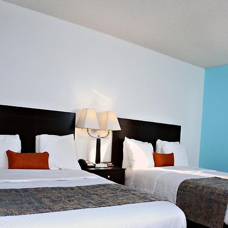 Coratel Inn & Suites By Jasper Newton Εξωτερικό φωτογραφία